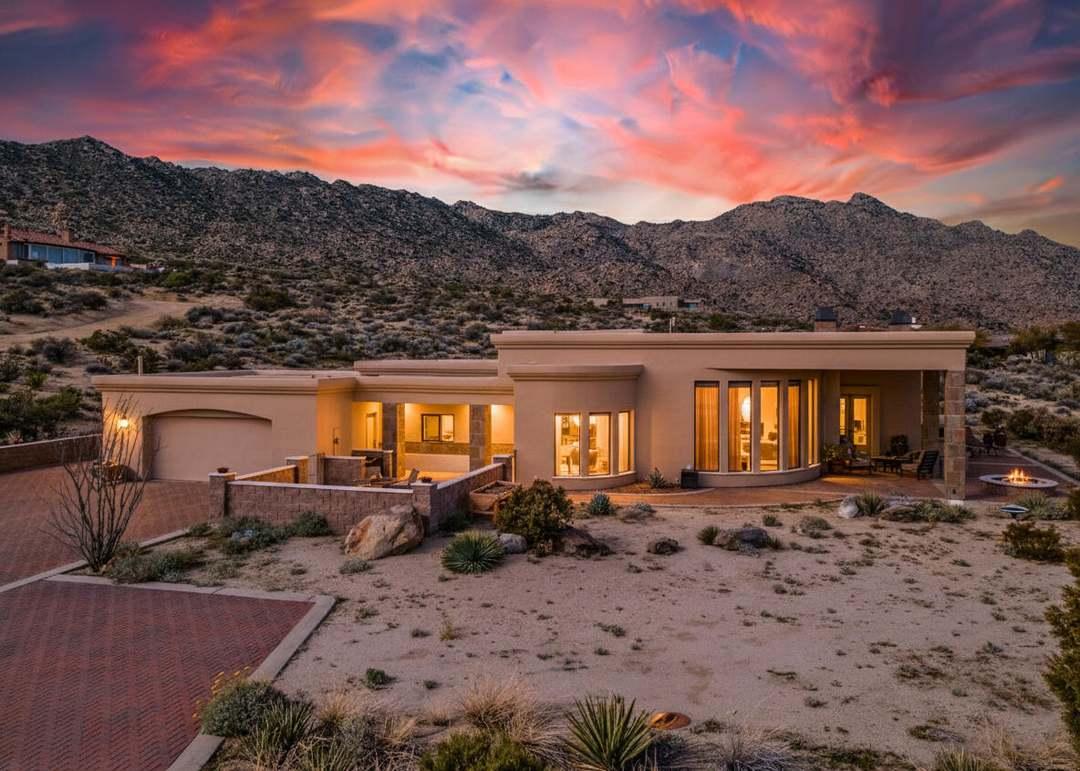 A house in middle of a dessert